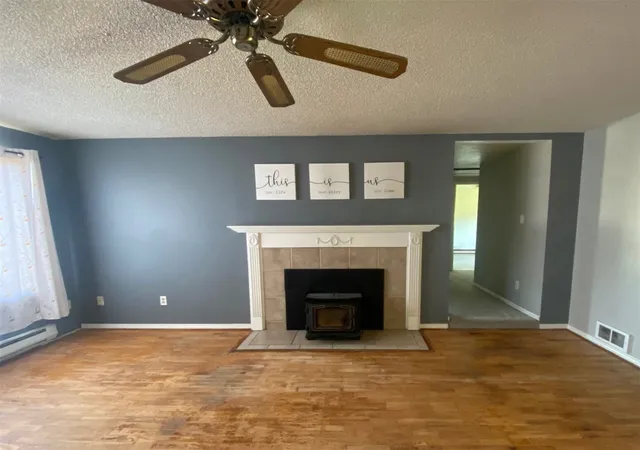 Photo 4 of Single family home for sale at 5633 60th Drive NE, Marysville, WA 98270 | MLS# NWM2596070 | Listing updated on 2026-10-26