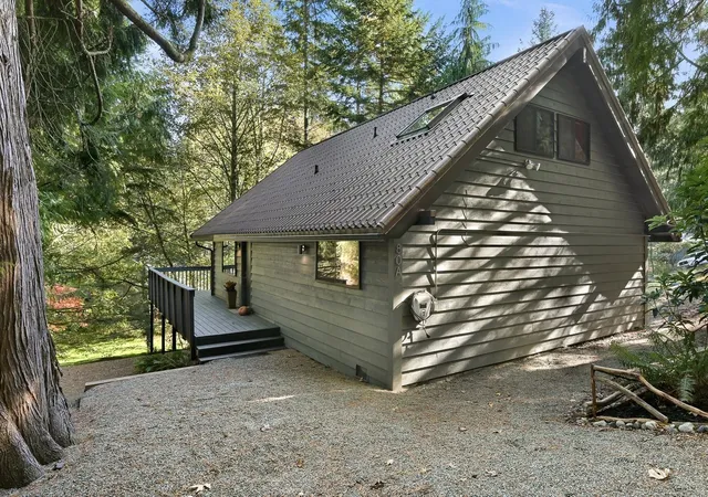 Photo 2 of Single family home for sale at 80 A Windward Dr, Bellingham, WA 98229 | MLS# NWM2596084 | Listing updated on 2026-10-26