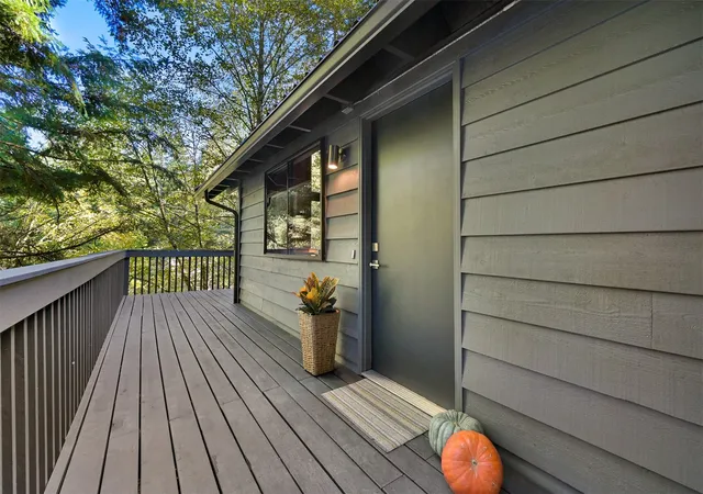 Photo 3 of Single family home for sale at 80 A Windward Dr, Bellingham, WA 98229 | MLS# NWM2596084 | Listing updated on 2026-10-26