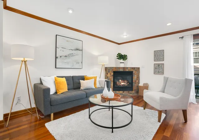 Photo 3 of Townhouse for sale at 3043 59th Avenue Sw #B, Seattle, WA 98116 | MLS# NWM2596094 | Listing updated on 2026-10-20