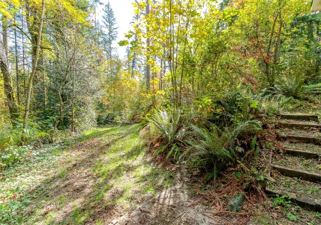 Photo 4 of Single family home for sale at 37032 286th Avenue SE, Enumclaw, WA 98022 | MLS# NWM2596115 | Listing updated on 2026-10-26