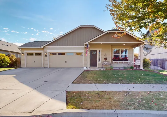 Photo 1 of Single family home for sale at 2287 Leonard Dr, Walla Walla, WA 99362 | MLS# NWM2596122 | Listing updated on 2026-10-23