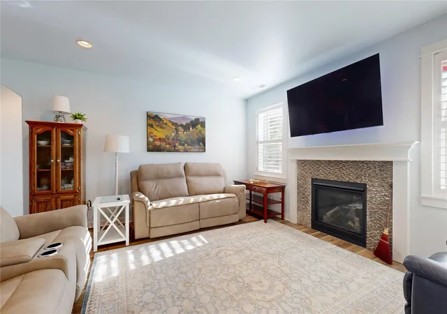 Photo 4 of Single family home for sale at 2287 Leonard Dr, Walla Walla, WA 99362 | MLS# NWM2596122 | Listing updated on 2026-10-23
