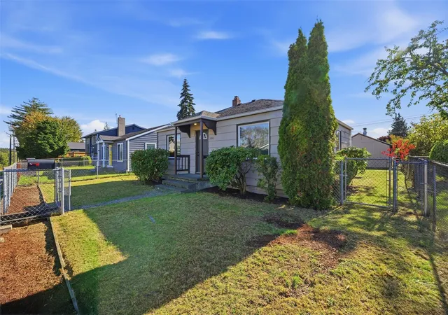 Single family home for sale at 1014 E 56th Street, Tacoma, WA 98404 | MLS# NWM2596127