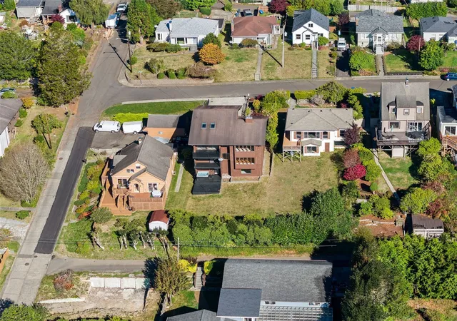 Photo 1 of Single family home for sale at 405 2nd Avenue, Aberdeen, WA 98520 | MLS# NWM2596140 | Listing updated on 2026-10-21