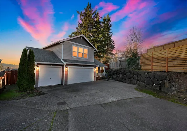 Single family home for sale at 2103 NE 6th Circle, Renton, WA 98056 | MLS# NWM2596144