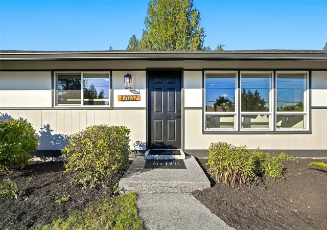 Photo 2 of Single family home for sale at 17037 8th Avenue NE, Shoreline, WA 98155 | MLS# NWM2596152 | Listing updated on 2026-10-23