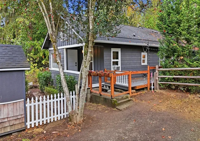 Photo 1 of Single family home for sale at 7203 78th Avenue Nw, Gig Harbor, WA 98335 | MLS# NWM2596162 | Listing updated on 2026-10-29