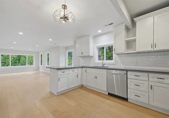 Photo 4 of Single family home for sale at 7203 78th Avenue NW, Gig Harbor, WA 98335 | MLS# NWM2596162 | Listing updated on 2026-10-29