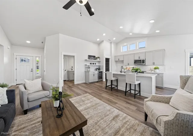 Photo 2 of Single family home for sale at 4323 W Redhead Ave, Moses Lake, WA 98837 | MLS# NWM2596174 | Listing updated on 2026-10-21
