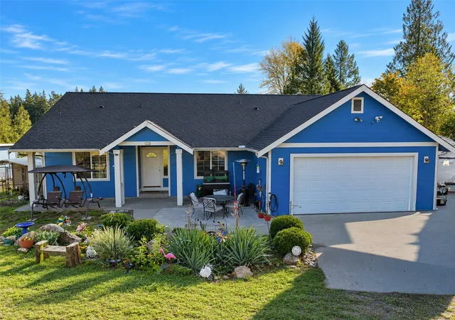 Photo 2 of Single family home for sale at 291 E Rauschert Rd, Grapeview, WA 98546 | MLS# NWM2596222 | Listing updated on 2026-10-23