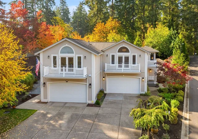 Photo 3 of Sale Pending at 11313 Greystone Dr Sw #6B, Lakewood, WA 98499 | MLS# NWM2596229 | Listing updated on 2026-10-25