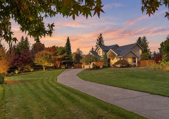 Single family home for sale at 505 Brookfield Ct, Lynden, WA 98264 | MLS# NWM2596260