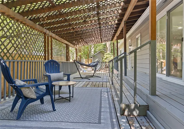 Photo 2 of Manufactured home for sale at 40 E Herron Pl, Shelton, WA 98584 | MLS# NWM2596279 | Listing updated on 2026-10-21