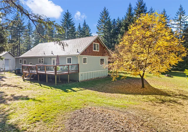 Photo 2 of Single family home for sale at 1751 SW J H Rd, Port Orchard, WA 98367 | MLS# NWM2596283 | Listing updated on 2026-10-22