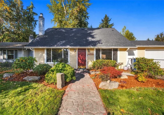 Single family home for sale at 13426 61st Avenue SE, Everett, WA 98208 | MLS# NWM2596292