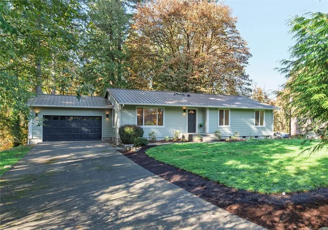 Photo 2 of Single family home for sale at 6868 Crest Dr Se, Port Orchard, WA 98367 | MLS# NWM2596300 | Listing updated on 2026-10-27