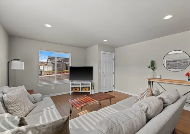 Photo 3 of Single family home for sale at 2243 SE Marlette Rd, East Wenatchee, WA 98802 | MLS# NWM2596303 | Listing updated on 2026-10-26