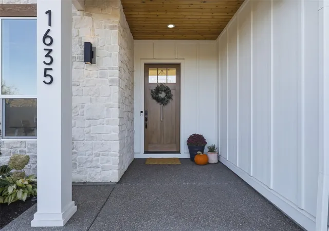 Photo 4 of Single family home for sale at 1635 N 25th Street, Washougal, WA 98671 | MLS# NWM2596334 | Listing updated on 2026-10-23