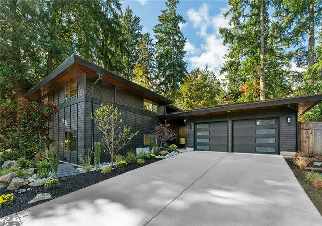 Single family home for sale at 2029 152nd Avenue SE, Bellevue, WA 98007 | MLS# NWM2596336