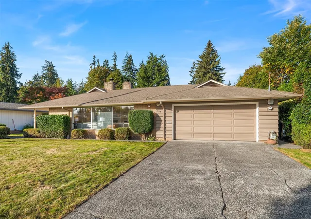 Single family home for sale at 4127 93rd Avenue SE, Mercer Island, WA 98040 | MLS# NWM2596353