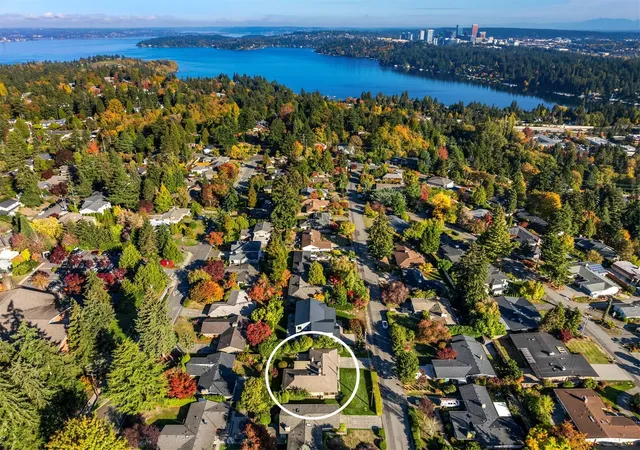 Photo 1 of Single family home for sale at 4127 93rd Avenue SE, Mercer Island, WA 98040 | MLS# NWM2596353 | Listing updated on 2026-10-23