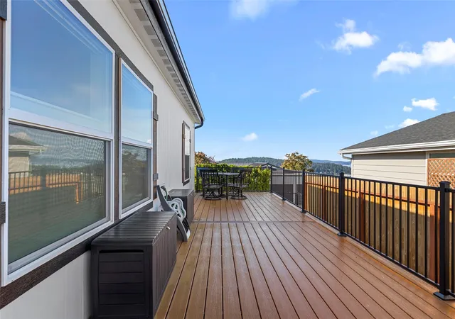 Photo 2 of Manufactured home for sale at 2204 Dublin Pl, Anacortes, WA 98221 | MLS# NWM2596362 | Listing updated on 2026-10-26