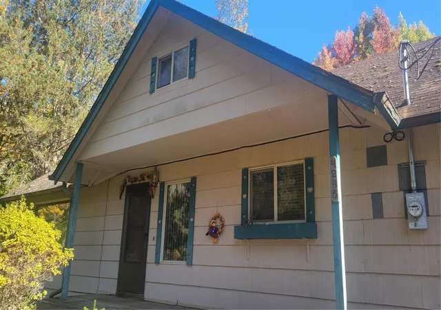 Photo 1 of Single family home for sale at 4245 Rose Valley Rd, Kelso, WA 98626 | MLS# NWM2596370 | Listing updated on 2026-10-23