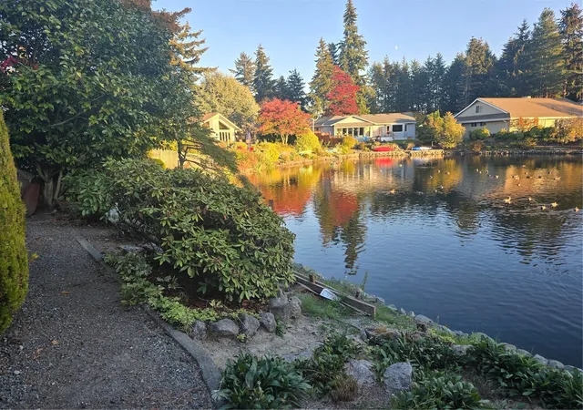 Photo 2 of Single family home for sale at 4123 SW 322nd Street, Federal Way, WA 98023 | MLS# NWM2596371 | Listing updated on 2026-10-30