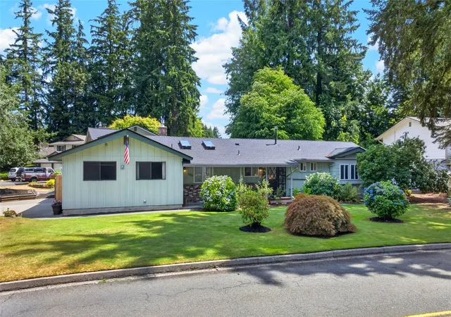 Photo 2 of Single family home for sale at 11725 47th Drive Ne, Marysville, WA 98271 | MLS# NWM2596373 | Listing updated on 2026-10-21