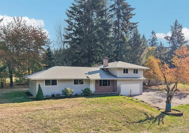 Photo 1 of Single family home for sale at 16906 Ne 197th Avenue, Brush Prairie, WA 98606 | MLS# NWM2596377 | Listing updated on 2026-10-28