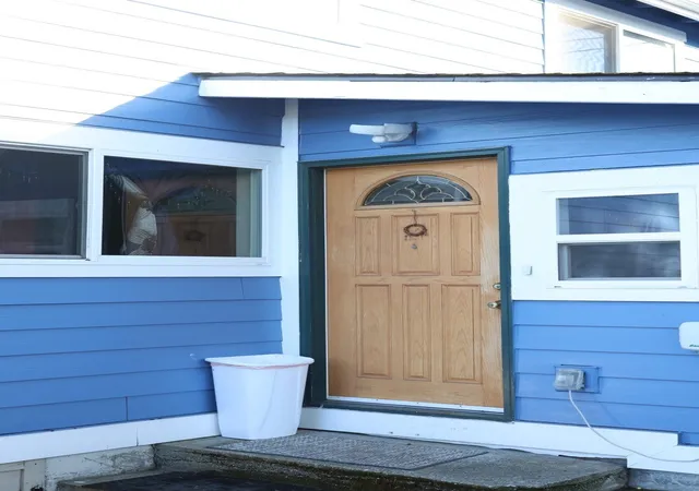 Photo 1 of Single family home for sale at 1637 111th Street S, Tacoma, WA 98444 | MLS# NWM2596379 | Listing updated on 2026-10-21