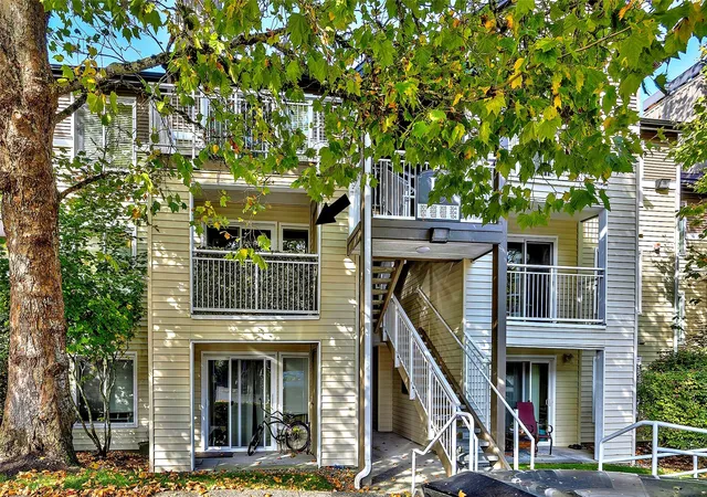 Photo 1 of Condo for sale at 12409 Harbour Pointe Blvd #U201, Mukilteo, WA 98275 | MLS# NWM2596384 | Listing updated on 2026-10-23