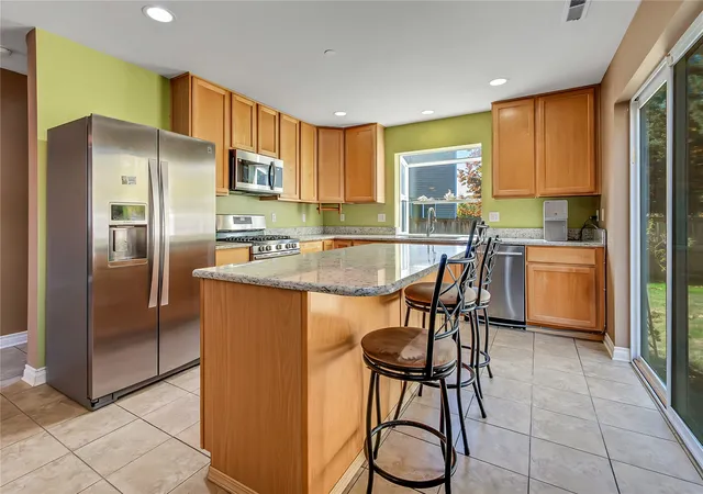 Photo 4 of Single family home for sale at 1386 Hudson St, Dupont, WA 98327 | MLS# NWM2596387 | Listing updated on 2026-10-24