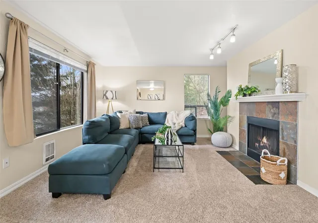 Photo 4 of Condo for sale at 1700 W Sunn Fjord Ln #L-110, Bremerton, WA 98312 | MLS# NWM2596389 | Listing updated on 2026-10-21