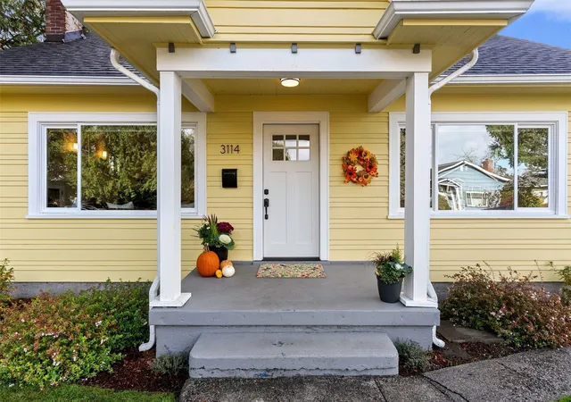 Photo 2 of Single family home for sale at 3114 S 9th Street, Tacoma, WA 98405 | MLS# NWM2596395 | Listing updated on 2026-10-29