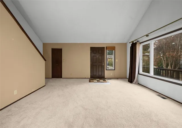 Photo 2 of Single family home for sale at 24724 13th Avenue S, Des Moines, WA 98198 | MLS# NWM2596418 | Listing updated on 2026-10-26