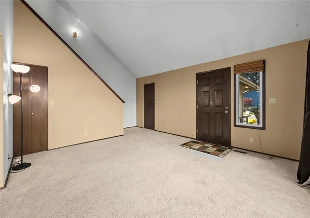 Photo 4 of Single family home for sale at 24724 13th Avenue S, Des Moines, WA 98198 | MLS# NWM2596418 | Listing updated on 2026-10-26