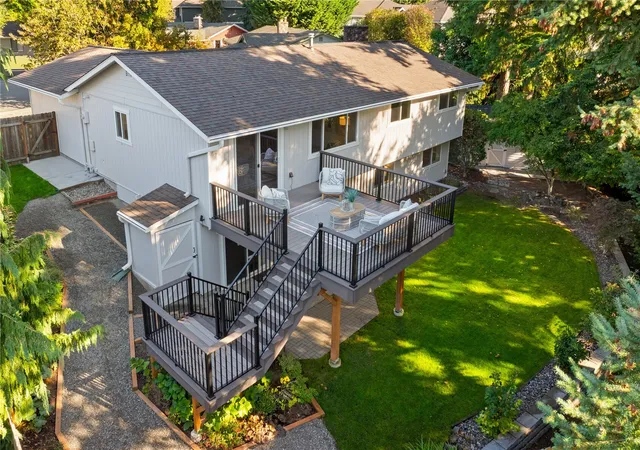 Photo 2 of Single family home for sale at 2605 Camas Ave Ne, Renton, WA 98056 | MLS# NWM2596460 | Listing updated on 2026-10-21