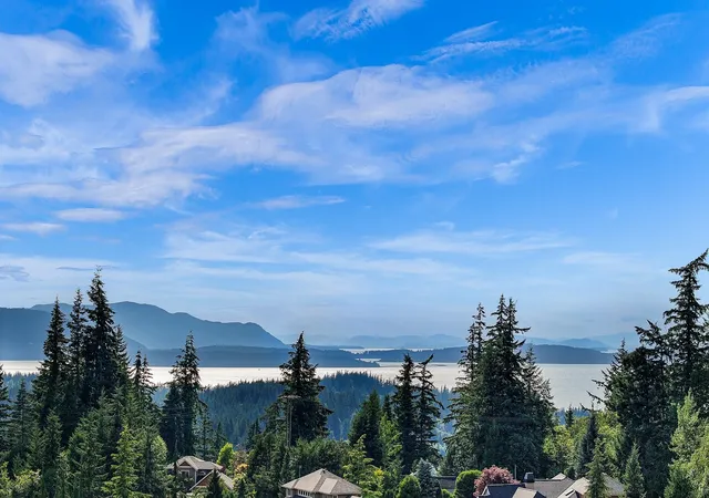 Photo 2 of Single family home for sale at 4210 Padden Hills Ct, Bellingham, WA 98229 | MLS# NWM2596468 | Listing updated on 2026-10-21