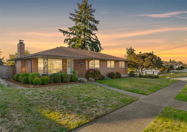 Single family home for sale at 7802 S Asotin St, Tacoma, WA 98408 | MLS# NWM2596474