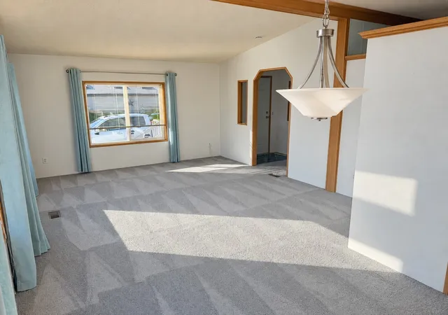 Photo 4 of Manufactured home for sale at 706 Dennis St SE #66, Tumwater, WA 98501 | MLS# NWM2596487 | Listing updated on 2026-10-27