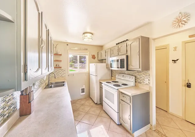 Photo 4 of Condo for sale at 210 26th Street NW #205/06, Long Beach, WA 98631 | MLS# NWM2596489 | Listing updated on 2026-10-27