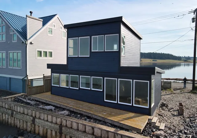 Photo 1 of Single family home for sale at 2511 W Beach Rd, Oak Harbor, WA 98277 | MLS# NWM2596494 | Listing updated on 2026-10-21