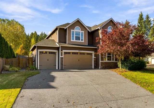 Photo 2 of Single family home for sale at 3807 Lanier Ct SE, Lacey, WA 98503 | MLS# NWM2596507 | Listing updated on 2026-10-21