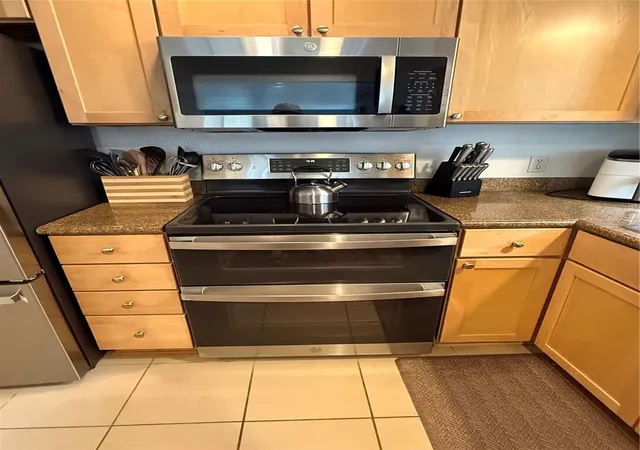 Photo 4 of Condo for sale at 1311 12th Avenue S #D301, Seattle, WA 98144 | MLS# NWM2596522 | Listing updated on 2026-10-22
