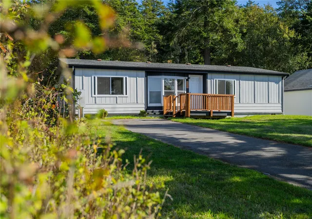 Manufactured home for sale at 760 El Pozo St, Coupeville, WA 98239 | MLS# NWM2596567