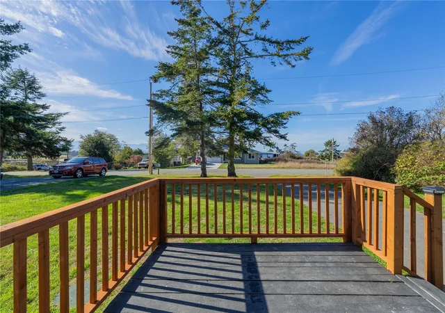 Photo 1 of Manufactured home for sale at 760 El Pozo St, Coupeville, WA 98239 | MLS# NWM2596567 | Listing updated on 2026-10-21