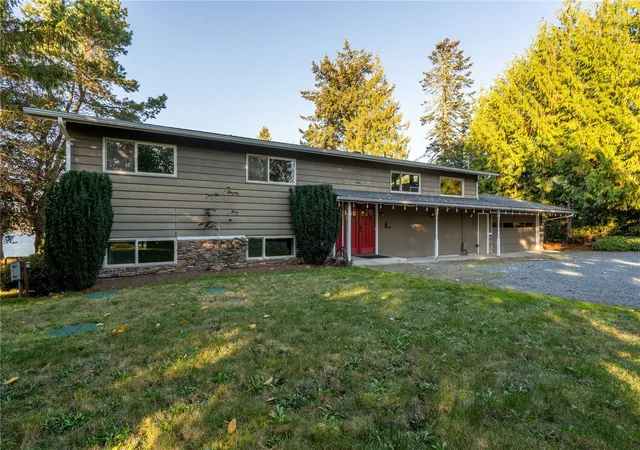 Photo 1 of Single family home for sale at 286 E Bartlett Rd, Lynden, WA 98264 | MLS# NWM2596593 | Listing updated on 2026-10-23