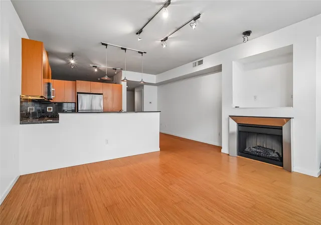 Photo 1 of Condo for sale at 17 W Mercer St #213, Seattle, WA 98119 | MLS# NWM2596613 | Listing updated on 2026-10-23